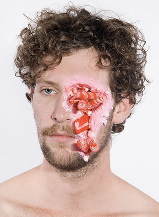 Illustration for article titled Gruesome injuries recreated with candy and ice cream are pure nightmare fuel
